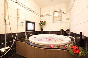 GRAND CARIBBEAN RESORT HOTEL - Adult Only