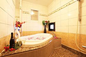 GRAND CARIBBEAN RESORT HOTEL - Adult Only