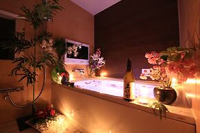 HOTEL RIRAKU - Adult Only