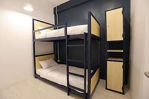 Local Time Bangkok - Hostel