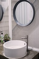 Local Time Bangkok - Hostel