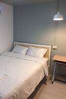 Local Time Bangkok - Hostel