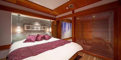 HOTEL U's Kouroen – Adults Only