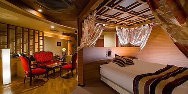 HOTEL U's Kouroen – Adults Only