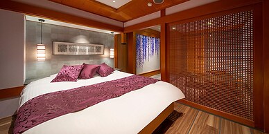 HOTEL U's Kouroen – Adults Only