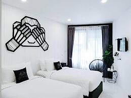 Blu Monkey Phi Phi Island