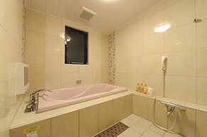 HOTEL IRIS - Adult Only