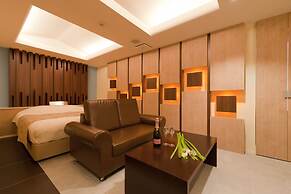 HOTEL IRIS - Adult Only