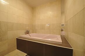 HOTEL IRIS - Adult Only