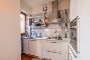 Venezia Terrace by Mmega