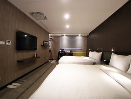 West.inn48 - Self Check-In Hotel