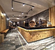 West.inn48 - Self Check-In Hotel