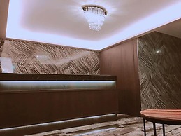 West.inn48 - Self Check-In Hotel