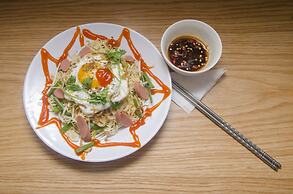 H Best Hostel Cafe Saigon