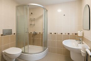 Doruk Hotel and Suites