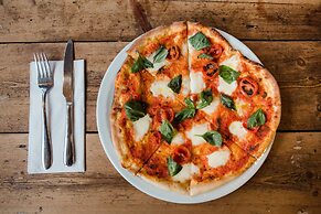 Black Isle Bar and Rooms