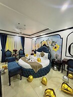 Nam Cuong X Hotel