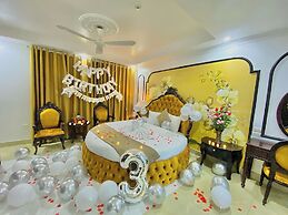 Nam Cuong X Hotel