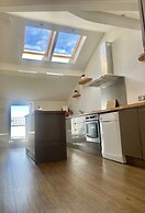 Beach House - Penthouse 3 Bed Apartment