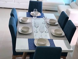 Apartamento de Lujo Frente al Mar