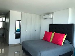Apartamento de Lujo Frente al Mar