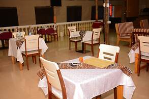 Mama Thea Homes - Hostel
