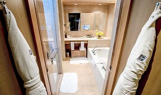 Apartments by Fairmont Baku Flame Towers