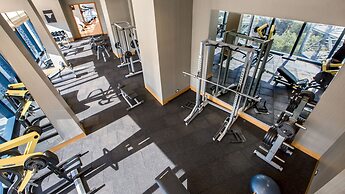 Apartments by Fairmont Baku Flame Towers