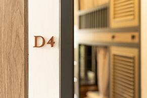 Warm Window Silom - Hostel