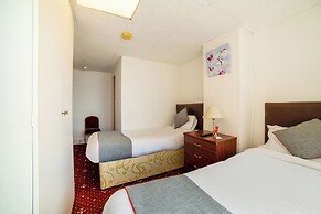 OYO The Golden Cheval Hotel