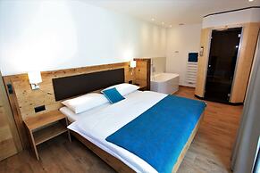 Engadin Lodge