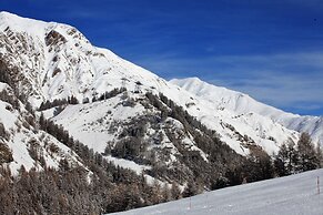 Engadin Lodge