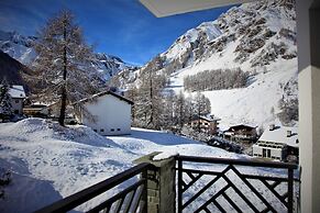Engadin Lodge