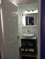 New Kingston Apt at Kensington Court