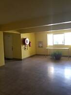 New Kingston Apt at Kensington Court