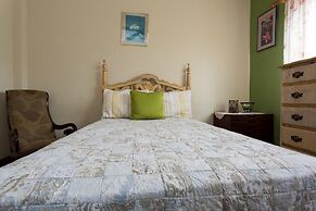 New Kingston Guest Apartment at Inglaterra I