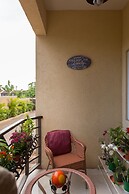 New Kingston Guest Apartment at Inglaterra I