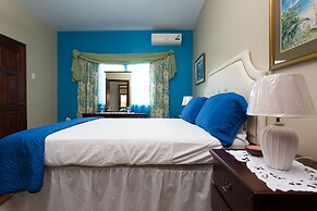 New Kingston Guest Apartment at Inglaterra III