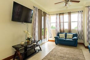 Kingston Modern Duplex Apartment