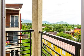 Kingston Modern Duplex Apartment