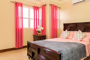 Kingston Modern Duplex Apartment