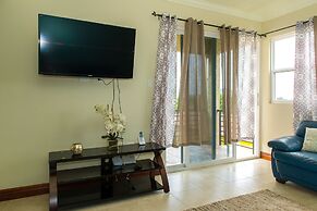 Kingston Modern Duplex Apartment