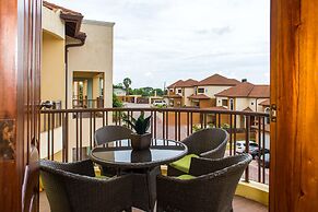 Kingston Luxury Family Retreat