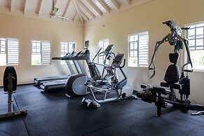 Ocho Rios Beach House at Dax Hall