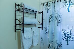 Ocho Rios Beach House at Dax Hall