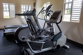 Ocho Rios Beach House at Dax Hall