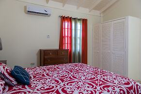 Ocho Rios Beach House at Dax Hall