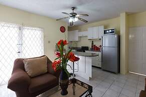 Kgn Most Centrally Located One Bdrm II