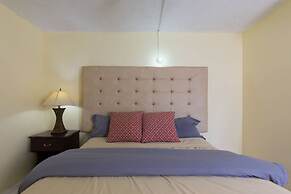 Kgn Most Centrally Located One Bdrm II