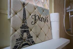 Kgn Most Centrally Located One Bdrm II